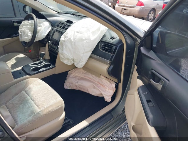 Toyota CAMRY LE 2014 4T4BF1FK5ER425110 Image 5
