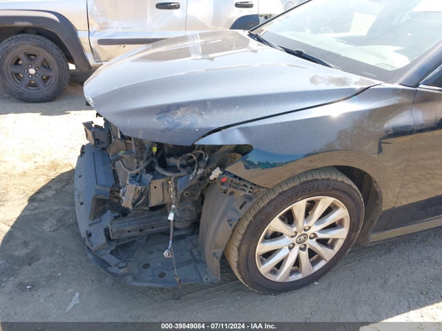 Toyota CAMRY LE 2018 4T1B11HK9JU558761 Image 17