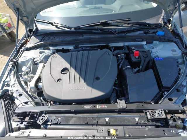 Volvo S60 B5 Plus Dark Theme 2024 7JRL12FL5RG326809 Image 10