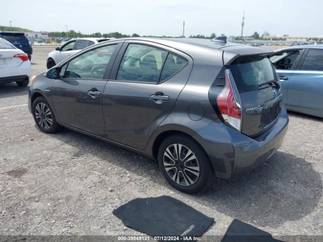 JTDKDTB31G1135921 Toyota Prius C One