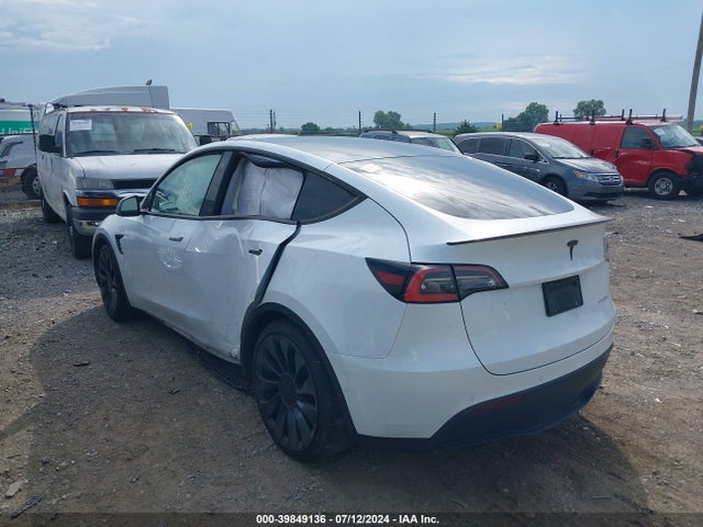 2020 TESLA MODEL Y 5YJYGDEF5LF040759 Photo 2