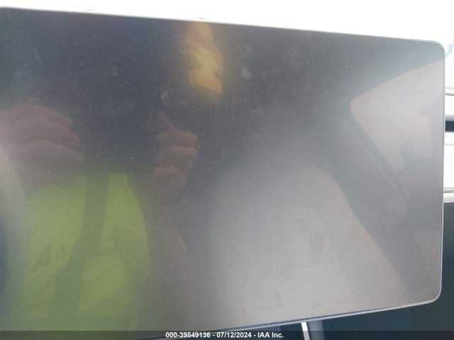 2020 TESLA MODEL Y 5YJYGDEF5LF040759 Photo 6