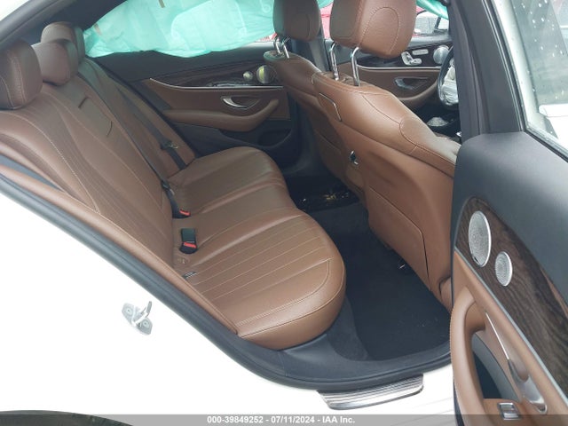 WDDZF4JB2JA315252 Mercedes-Benz E 300