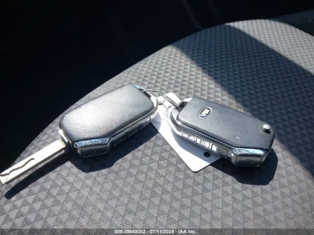 KNDJ23AU8L7705478 KIA SOUL LX