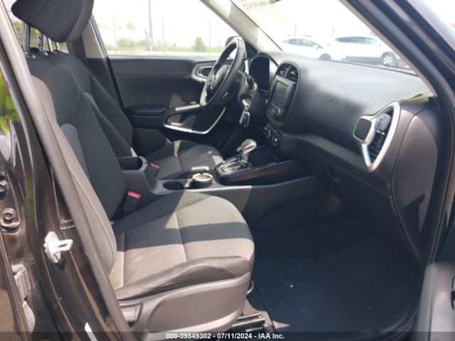 KNDJ23AU8L7705478 KIA SOUL LX