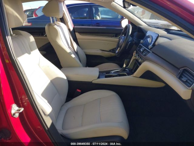 1HGCV1F9XJA033899 Honda Accord Touring