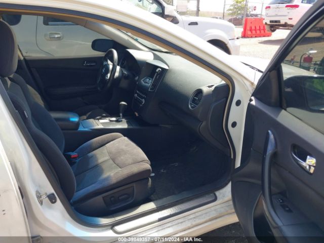 1N4AA5APXEC469876 Nissan Maxima 3.5 S/3.5 Sv