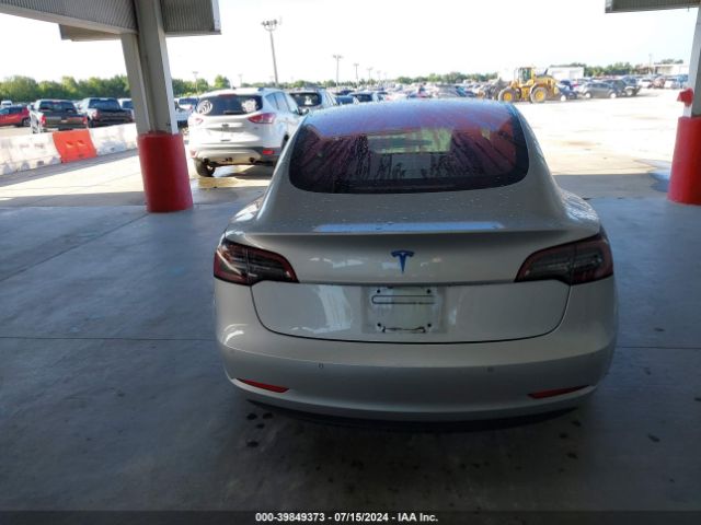 5YJ3E1EA4JF016596 Tesla Model 3 Long Range/mid Range
