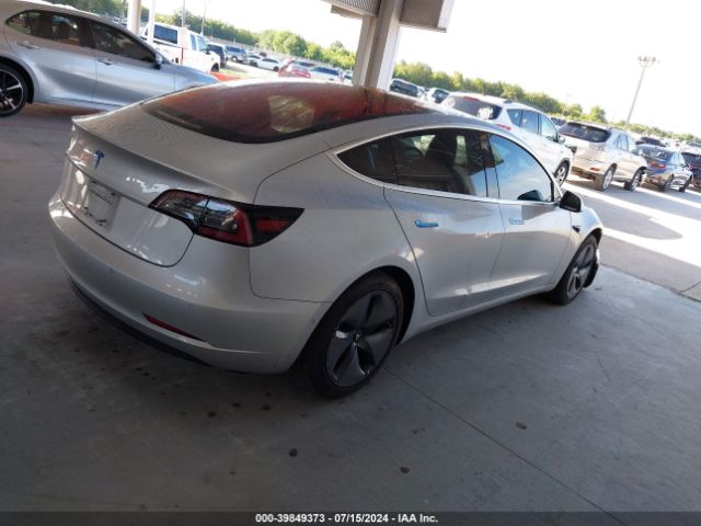 5YJ3E1EA4JF016596 Tesla Model 3 Long Range/mid Range