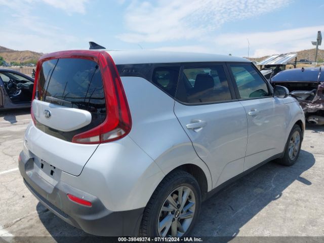 KNDJ23AU8L7022390 KIA SOUL LX