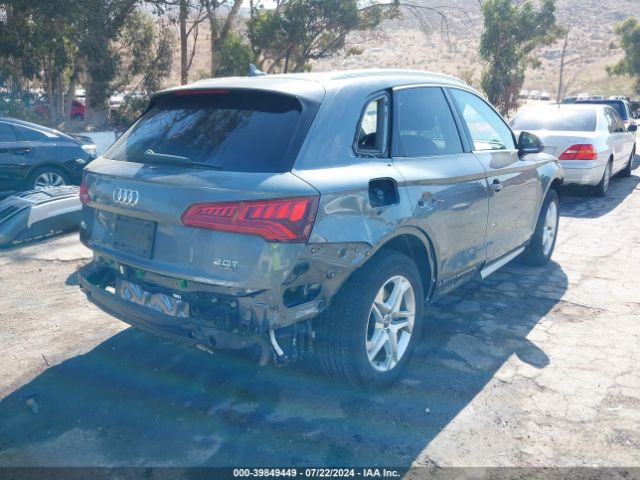 WA1BNAFY8J2136003 Audi Q5 2.0t Premium/2.0t Tech Premium