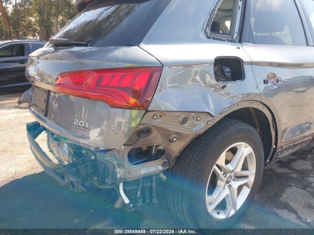 WA1BNAFY8J2136003 Audi Q5 2.0t Premium/2.0t Tech Premium