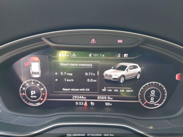 WA1BNAFY8J2136003 Audi Q5 2.0t Premium/2.0t Tech Premium