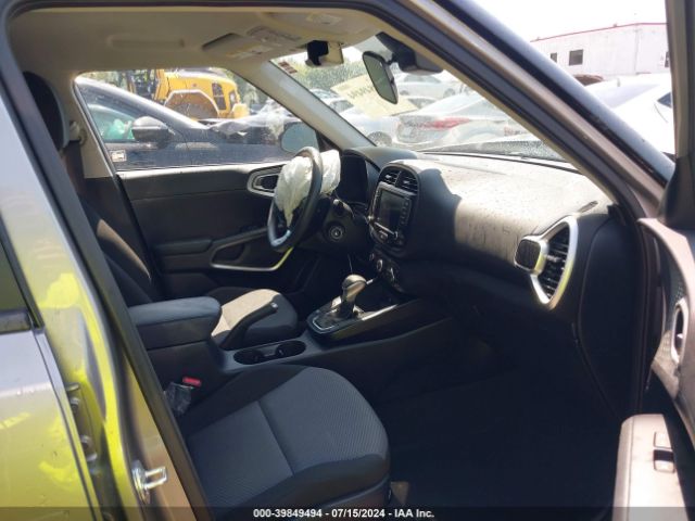 KNDJ23AU3N7806558 KIA SOUL LX