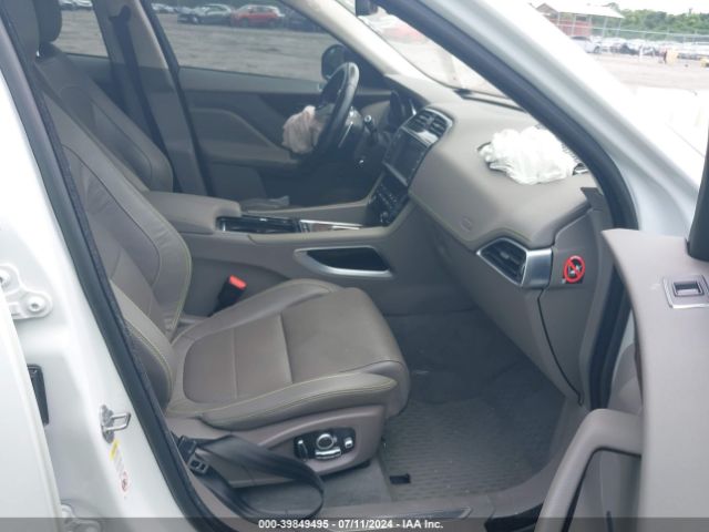 SADCL2GXXJA203321 Jaguar F-pace 30t R-sport