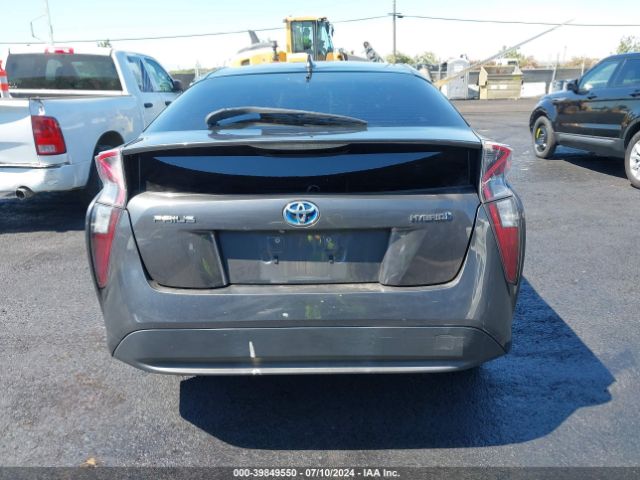 JTDKBRFU0H3027405 Toyota Prius Two