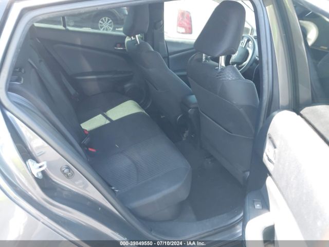 JTDKBRFU0H3027405 Toyota Prius Two
