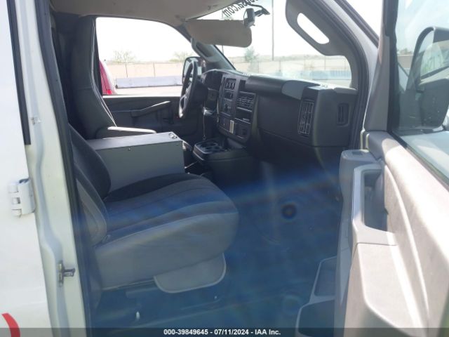 1GTW7AFG0L1182054 GMC Savana Cargo Rwd 2500 Regular Wheelbase Work Van