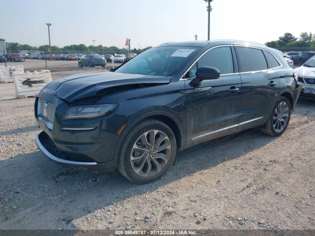 2LMPJ8KP5PBL18046 Lincoln Nautilus Reserve
