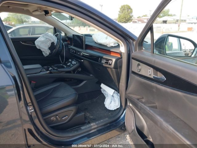 2LMPJ8KP5PBL18046 Lincoln Nautilus Reserve