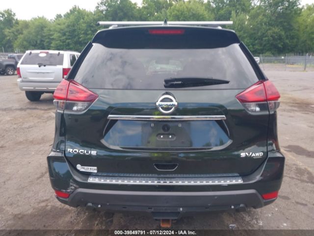 5N1AT2MV6JC831396 Nissan ROGUE SV