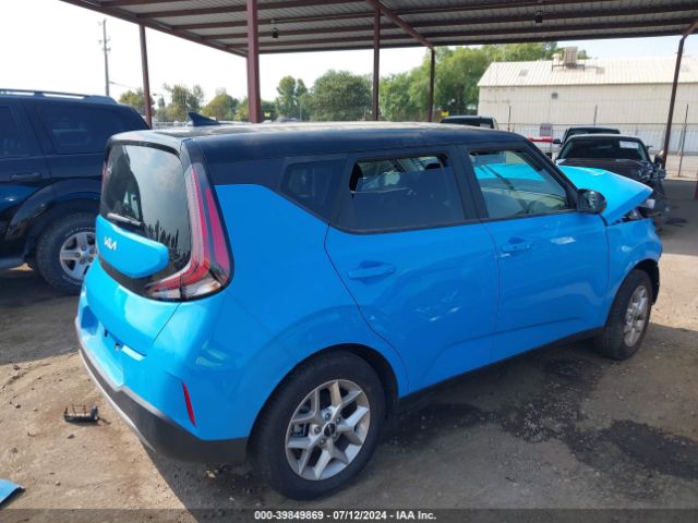 KNDJ23AU2R7227731 KIA SOUL S