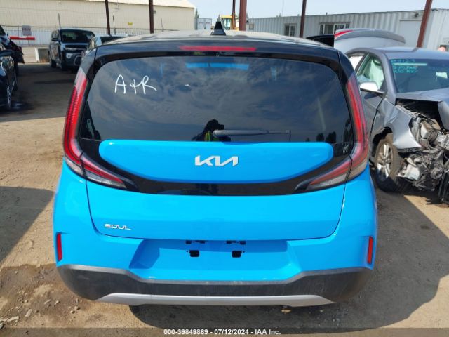 KNDJ23AU2R7227731 KIA SOUL S