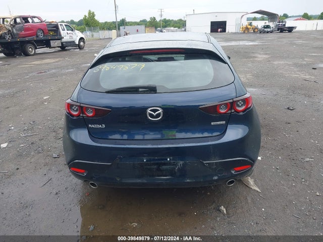 Mazda MAZDA3 2019 JM1BPAJM8K1135820 Image 16