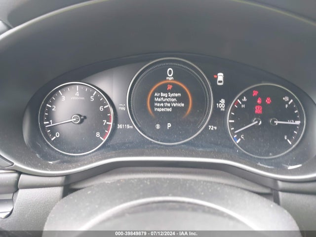 JM1BPAJM8K1135820 Mazda MAZDA3
