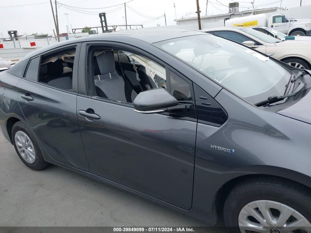 Toyota Prius Le 2020 JTDKARFU3L3125338 Image 13