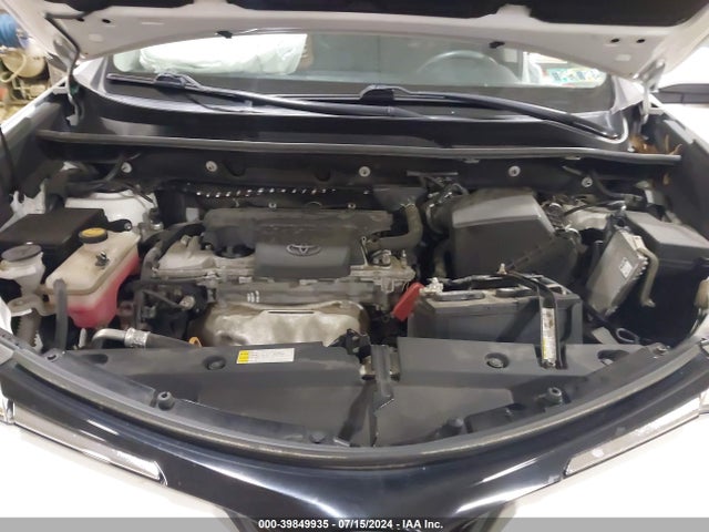 Toyota Rav4 Xle 2017 2T3RFREV8HW692613 Image 10