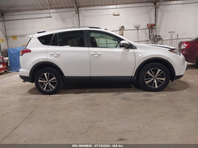Toyota Rav4 Xle 2017 2T3RFREV8HW692613 Image 13