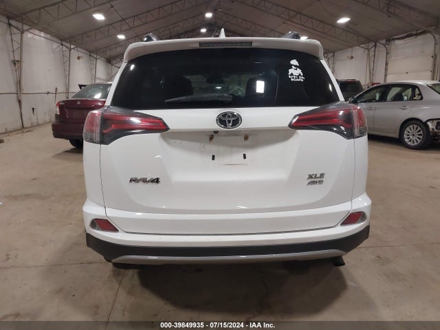 Toyota Rav4 Xle 2017 2T3RFREV8HW692613 Image 16
