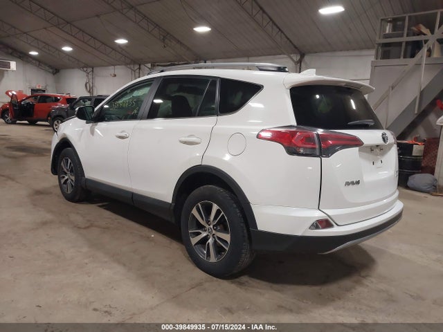 Toyota Rav4 Xle 2017 2T3RFREV8HW692613 Image 3