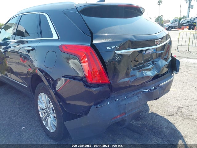 1GYKNARS1HZ210158 Cadillac Xt5 Standard