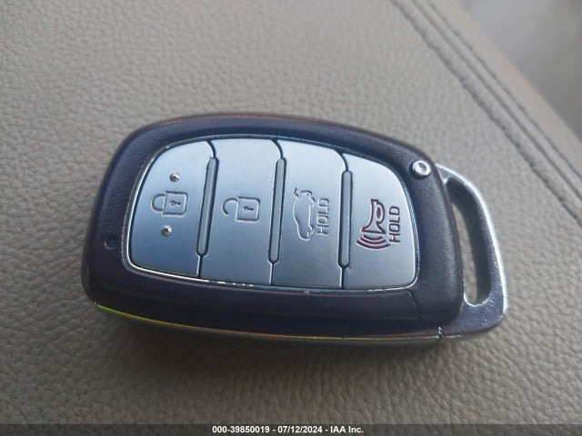 Hyundai Sonata Limited 2015 5NPE34AF6FH120517 Image 11