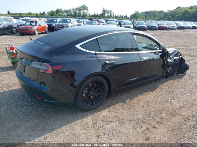 5YJ3E1EBXKF195673 Tesla Model 3 Long Range/performance