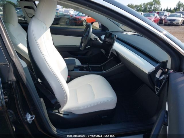 5YJ3E1EBXKF195673 Tesla Model 3 Long Range/performance