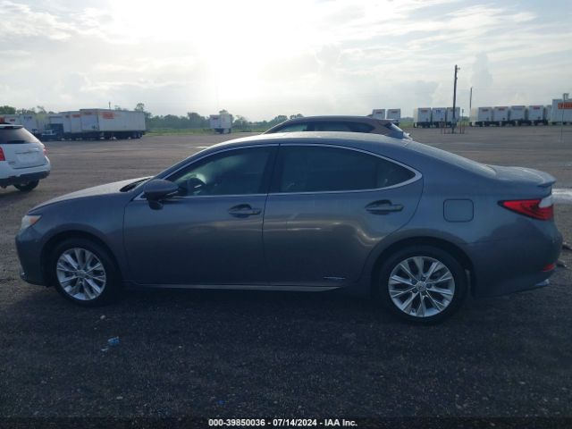 JTHBW1GG9F2094083 Lexus ES 300H