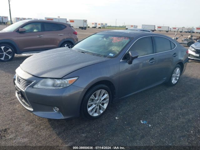 JTHBW1GG9F2094083 Lexus ES 300H