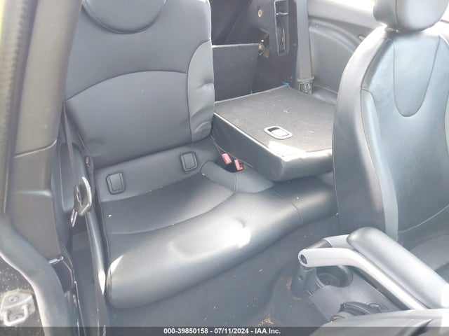 2010 MINI COOPER WMWMF3C5XATZ24077 Photo 7