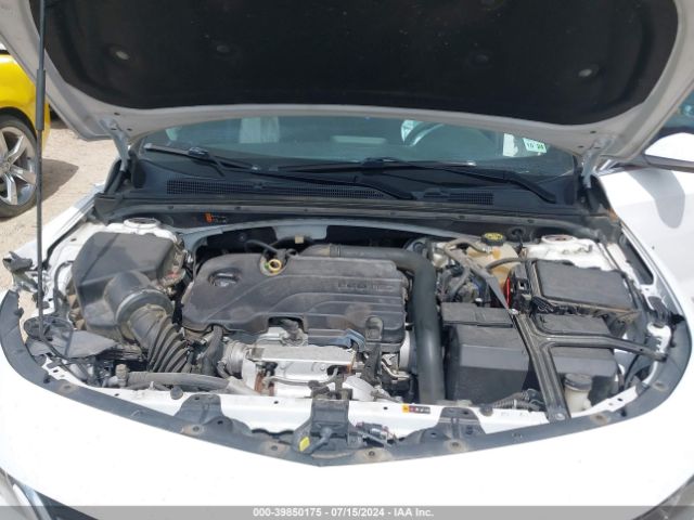 1G1ZD5ST2JF267339 Chevrolet MALIBU LT