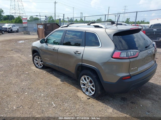 1C4PJMCB4KD193751 Jeep Cherokee Latitude 4x4