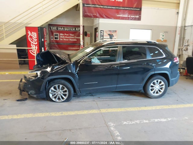 1C4PJLCB6KD114820 Jeep Cherokee Latitude Fwd