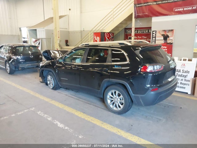 1C4PJLCB6KD114820 Jeep Cherokee Latitude Fwd
