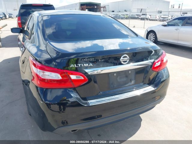 1N4AL3APXHN309794 Nissan Altima 2.5 S
