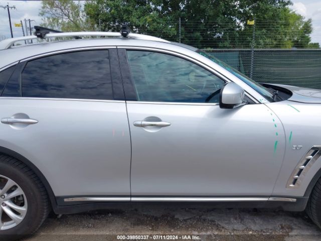 JN8CS1MW7FM483097 Infiniti QX70