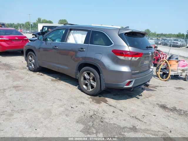 Toyota Highlander Limited Platinum 2019 5TDDZRFH2KS919376 Image 3