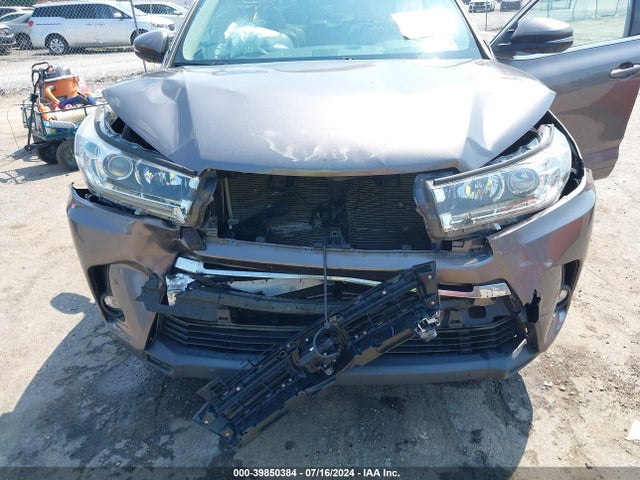 Toyota Highlander Limited Platinum 2019 5TDDZRFH2KS919376 Image 6