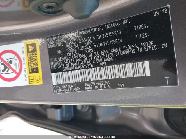 Toyota Highlander Limited Platinum 2019 5TDDZRFH2KS919376 Image 9